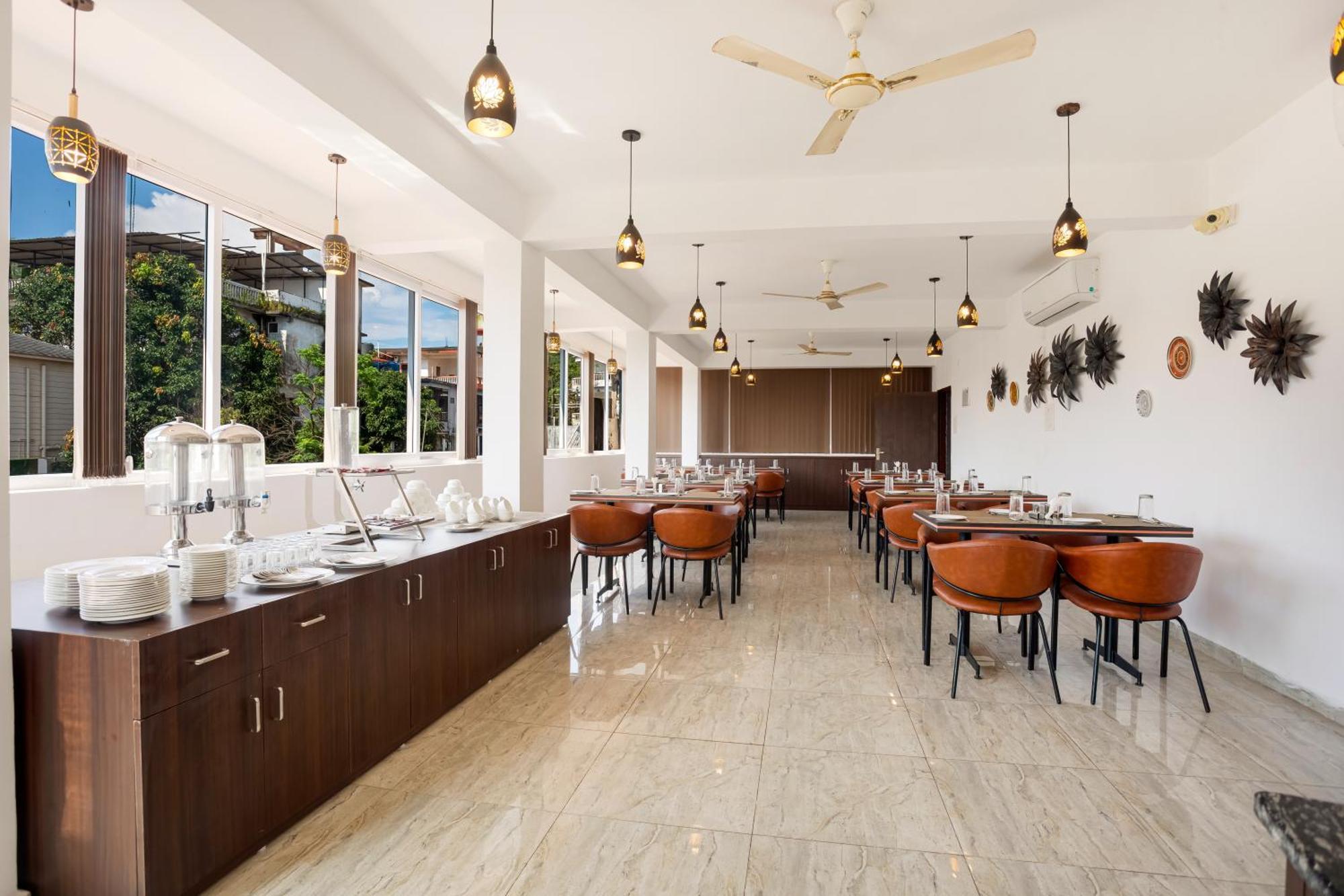 Aurum Resorts Morjim Ashvem Beach Exterior photo