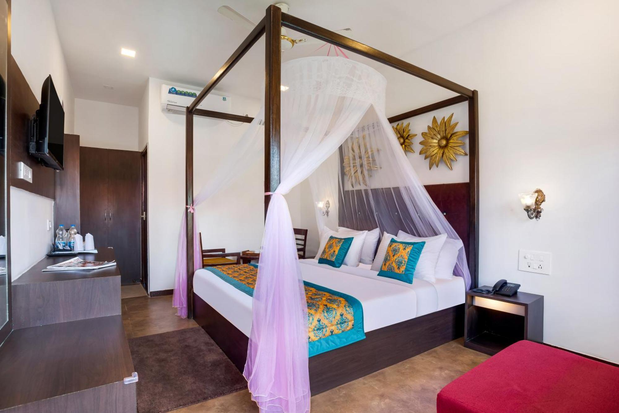 Aurum Resorts Morjim Ashvem Beach Exterior photo